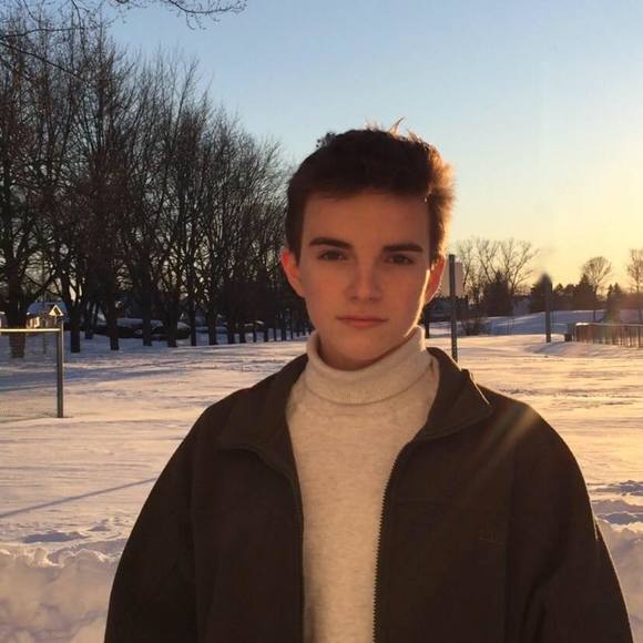 Meet your Posher, Simon - Picture 1 of 1